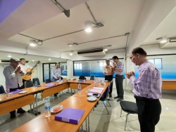 tbs2025-05mar011.jpg