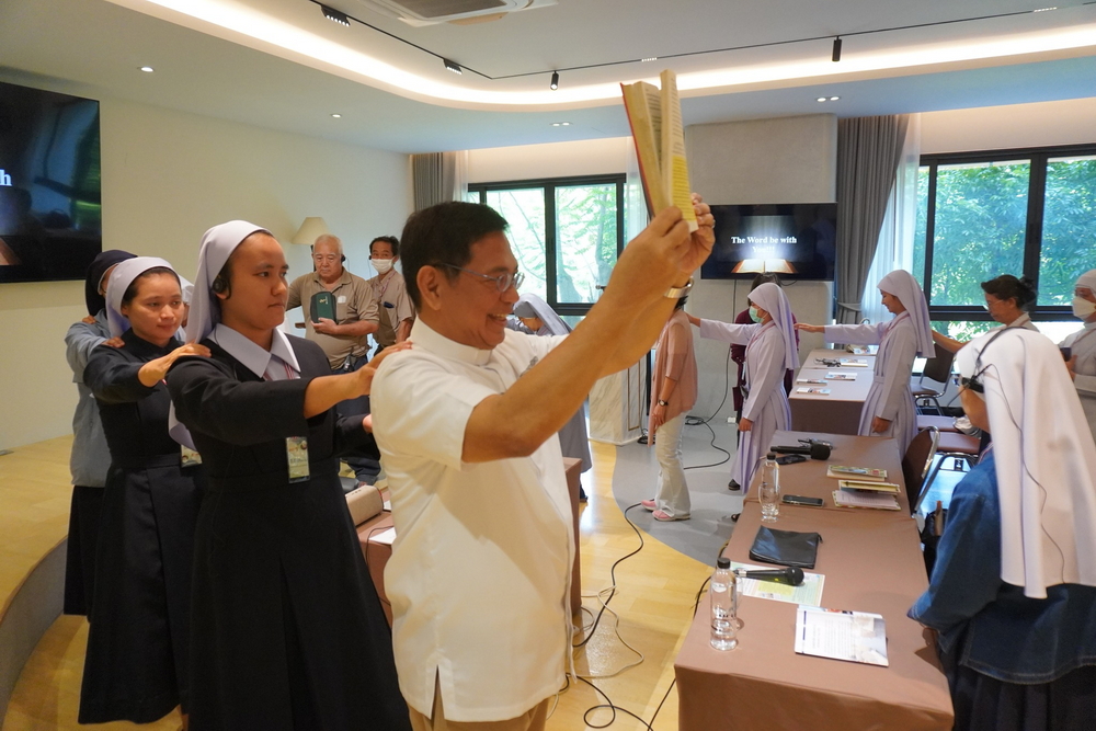 การศึกษาพระคัมภีร์ในพิธีกรรม LITURGICAL BIBLE STUDY